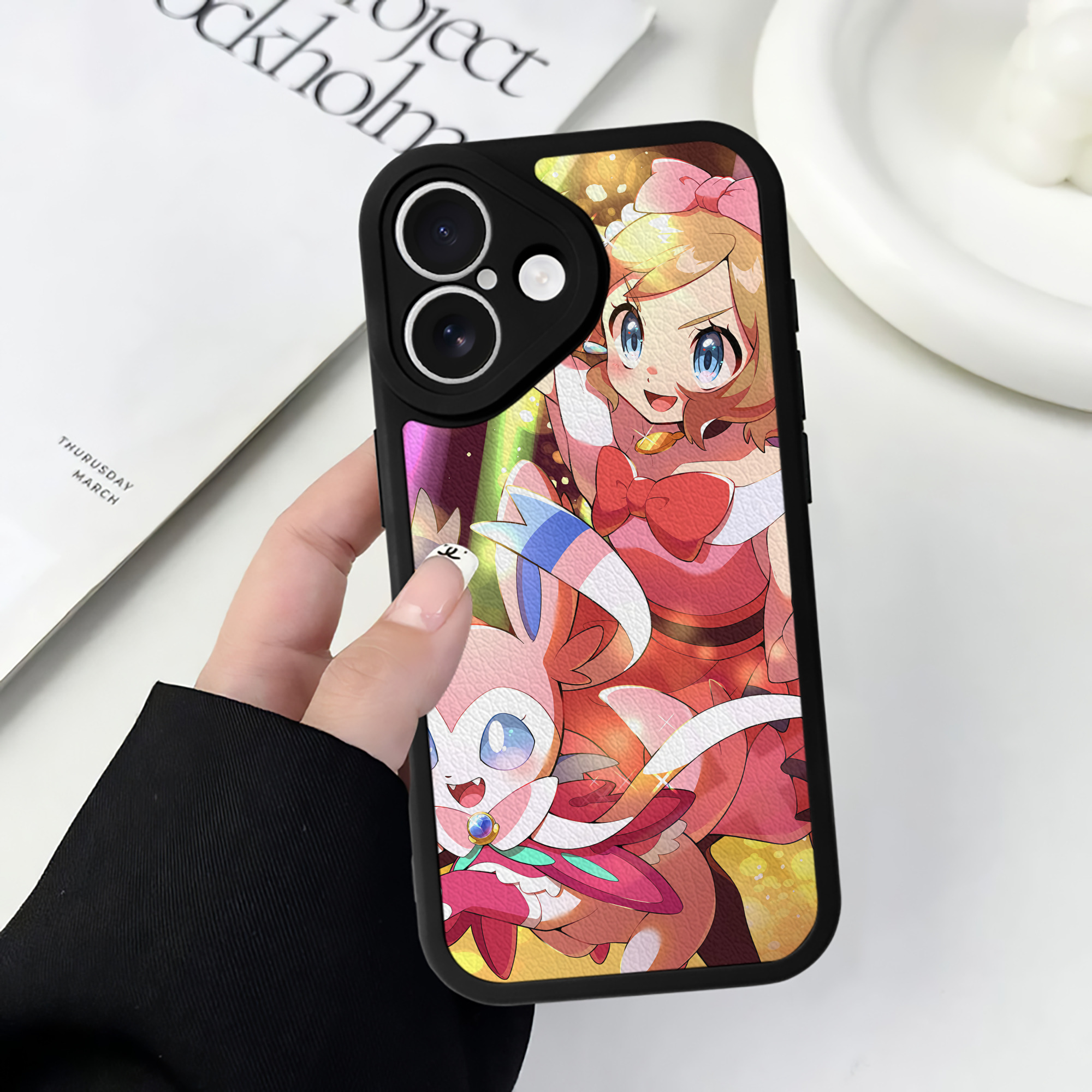 （画像用） ポケットモンスター Pokémon 【iPhone 16シリーズ対応】シリコンスマホケース（レザー調） 材質：シリコン